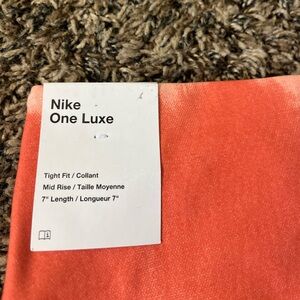 New w/tags Nike One Luxe 7” length shorts (womens XXL)